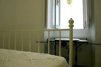 塞辛布拉之家酒店 *