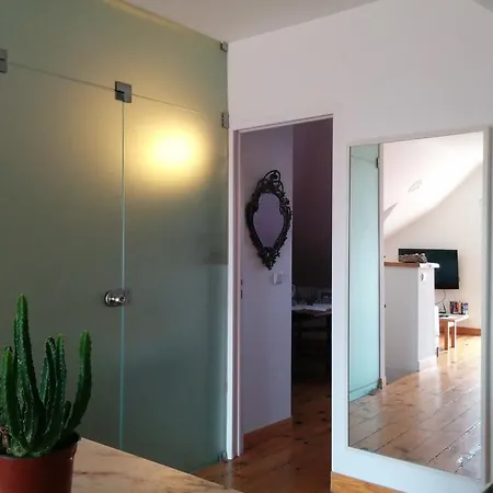 Casa *